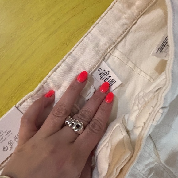 HM white wide leg jeans  nwt - Picture 2 of 4